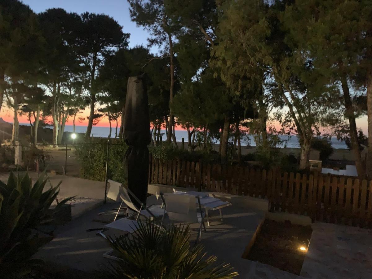 L'Oasi Una Pineta Sul Mare Custonaci Zewnętrze zdjęcie